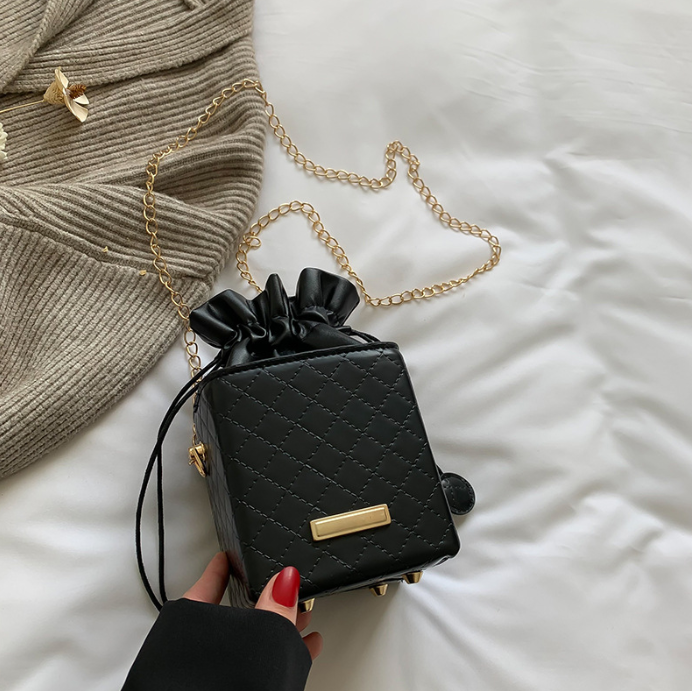 Ribe Freyja Chain Bag